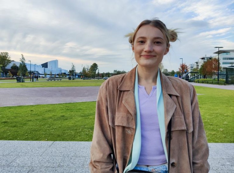 Tiktokkaaja Nuppu Oinas: ”Negatiiviset kommentit jäävät mieleen pyörimään”