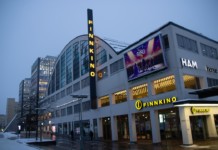 Elokuviin korona-aikana: teattereista voi varata kaveriporukalle oman näytöksen