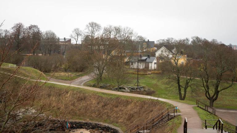 Marraskuinen Suomenlinna on täynnä tunnelmaa