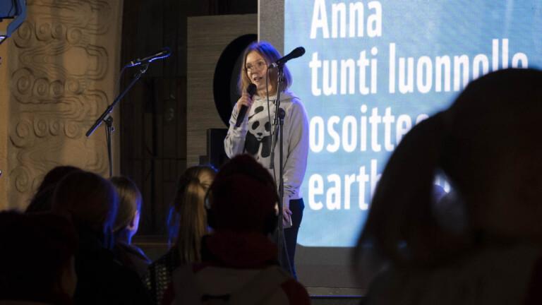 WWF:n Earth Hour -etkoilla valmistauduttiin antamaan tunti luonnolle
