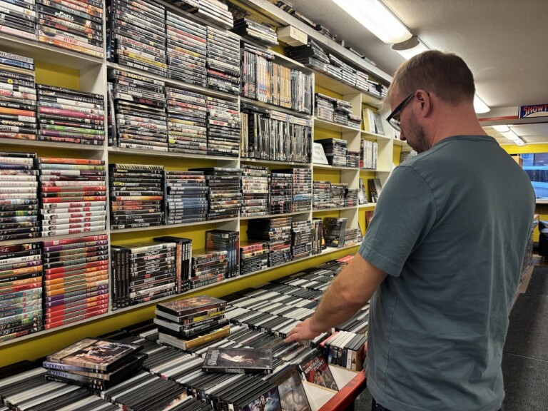 DVD-Levyjen paluu tulevaisuuteen