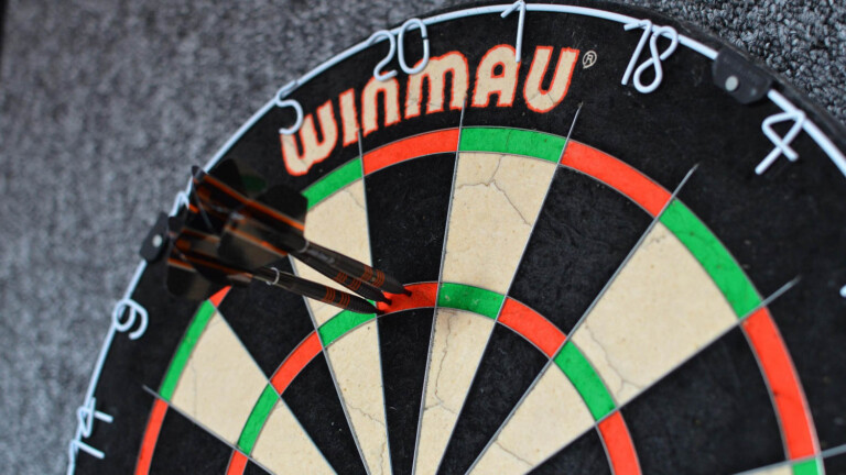 Dartsin Premier League jatkuu – Huippupelejä tiedossa
