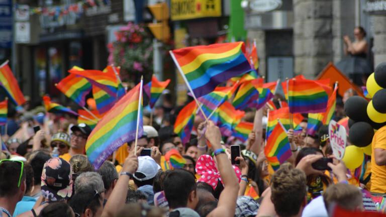 Helsinki Pride on kansalaisjärjestö, joka toimii ympäri vuoden