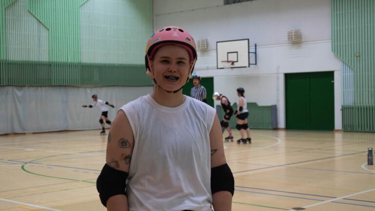 Roller derby: kovaa kontaktia ja yhteisöllisyyttä