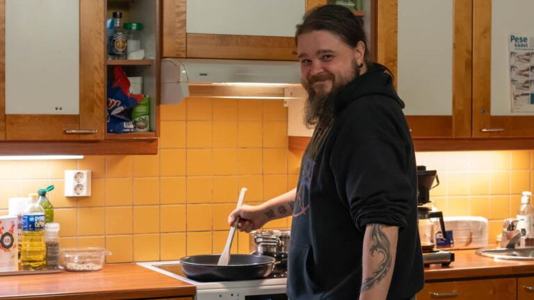 Lastenkodin arkea, jota ei näe ohikulkiessa