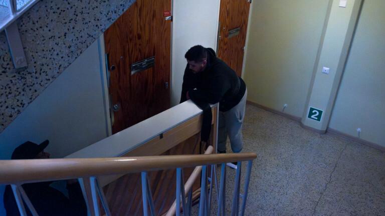 Miltä näyttää pianonkantajien arki?