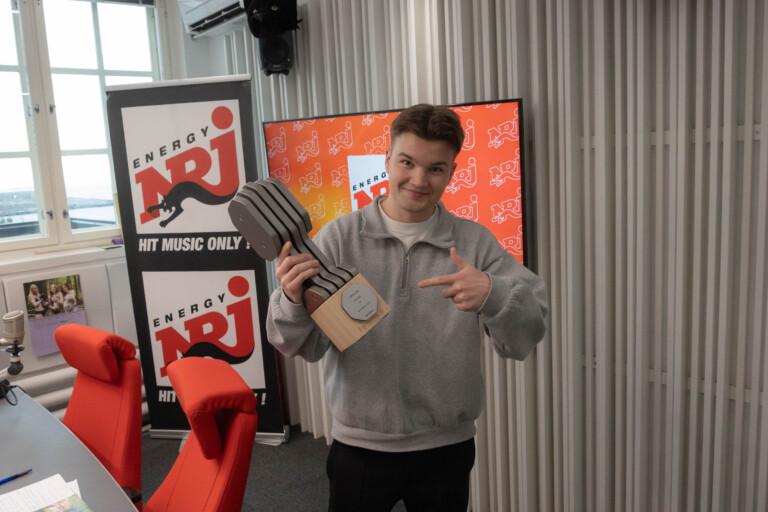 NRJ:n sydämessä: päivä sometuottajan kyydissä