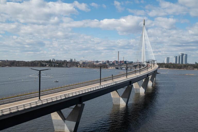 Suomen pisin silta avattiin – tätä mieltä ovat helsinkiläiset